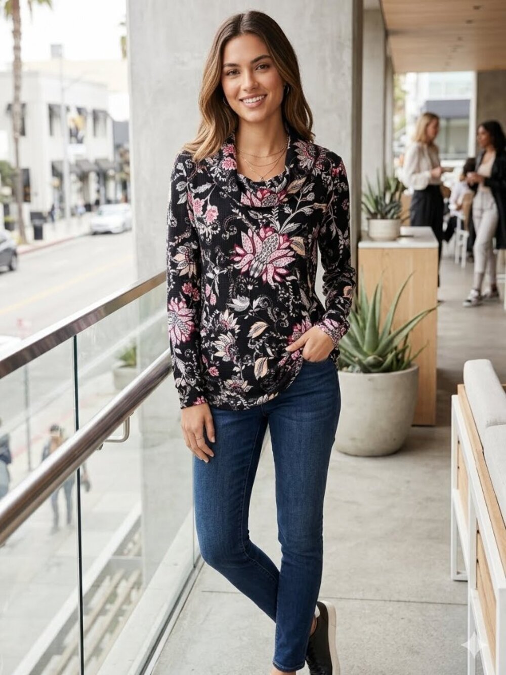 Chico's Zenergy Size 0P/XS Black Floral Waffle Thermal Knit Cowl Neck Top Casual